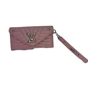 Louis Vuitton New Wave Chain Wallet in Pink Quilted Calfskin with Rainbow Strap